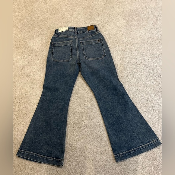 American Eagle Wide Leg Jeans - Picture 8 of 8